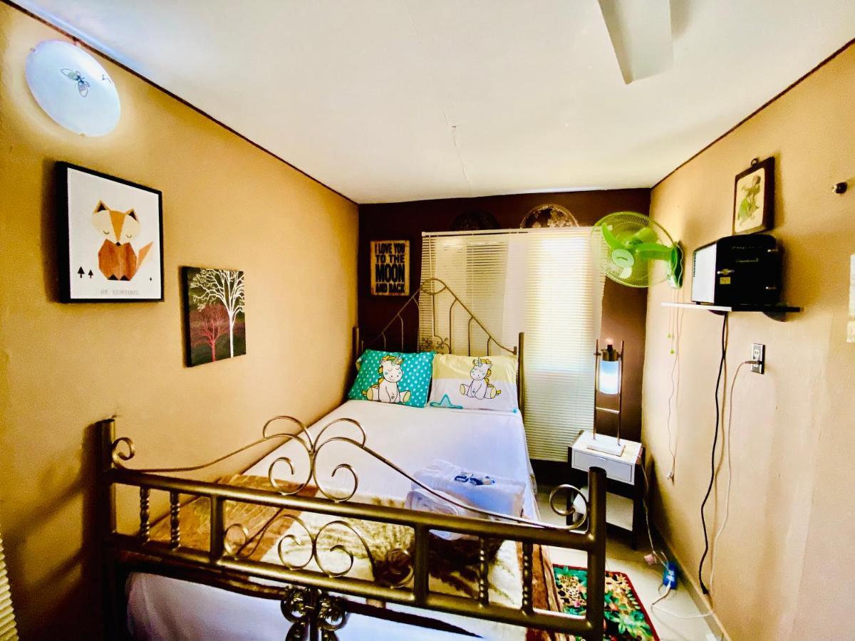 El Patio Azul Hotel กอนสตันซา ภายนอก รูปภาพ